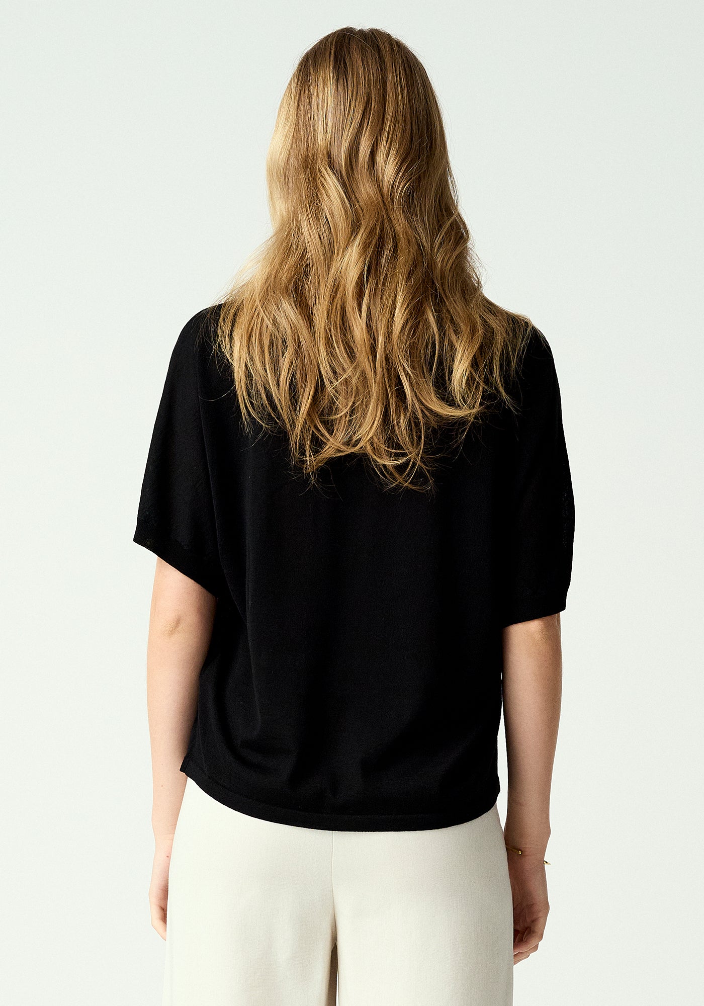 Camille V Tee