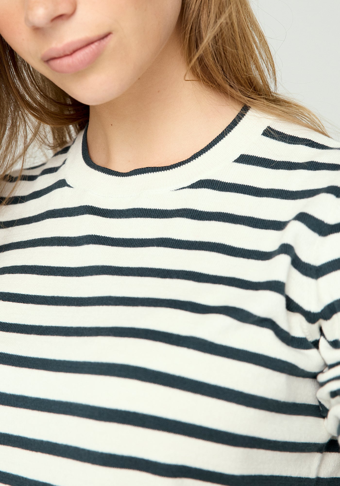Fountain Sweater - White Linen/Tidepool
