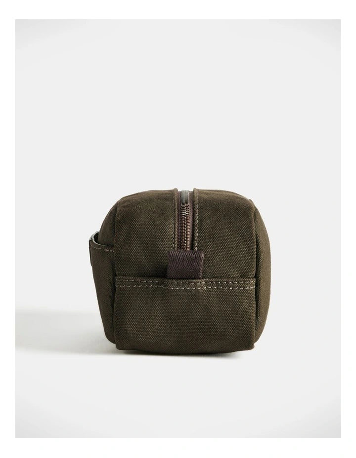 Barrenjoey Toiletry bag