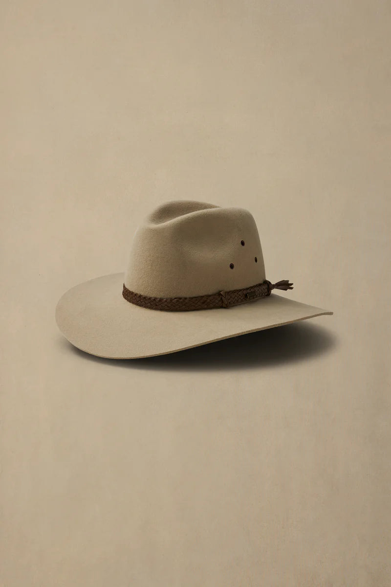 Akubra Riverina