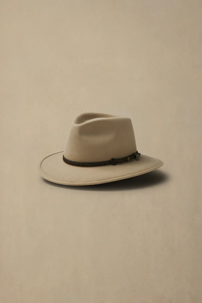 Akubra Traveller