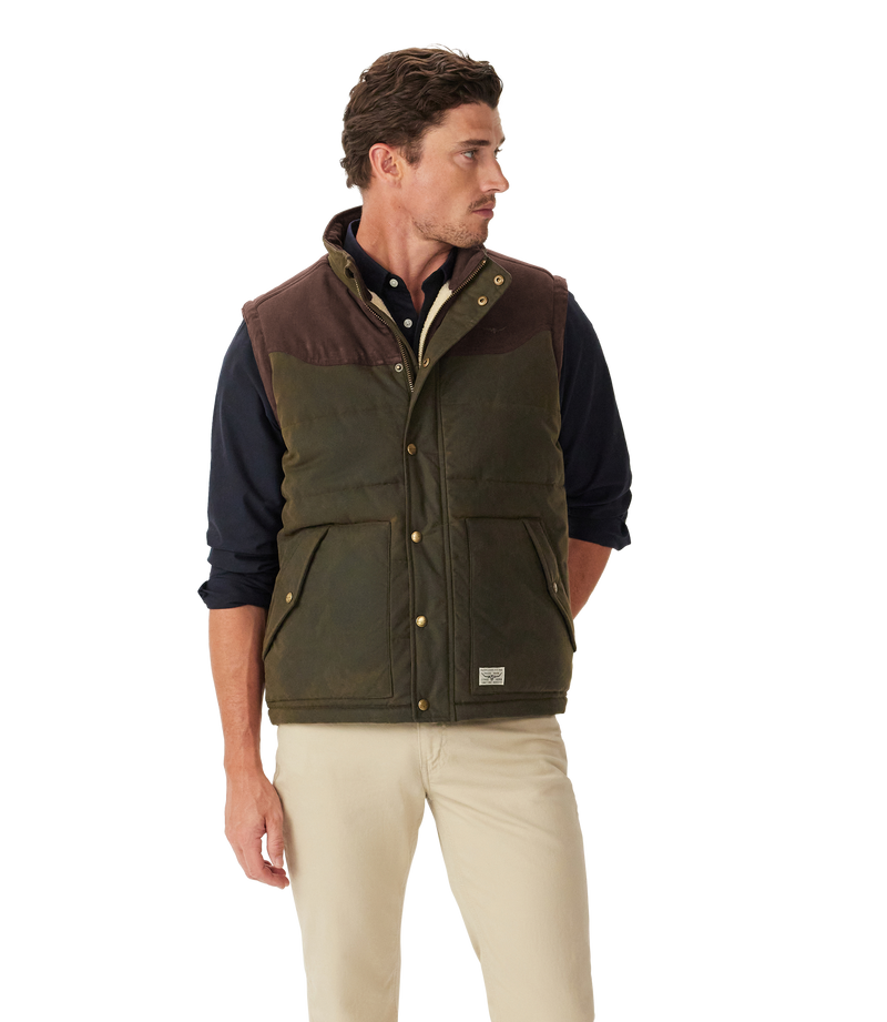R.M.Williams Yambulla Waxed Vest