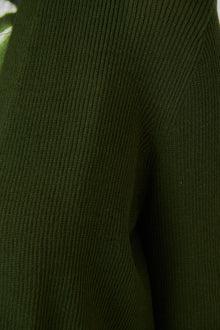 Cardigan Topiary