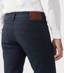 Victor Jean - Navy Sand
