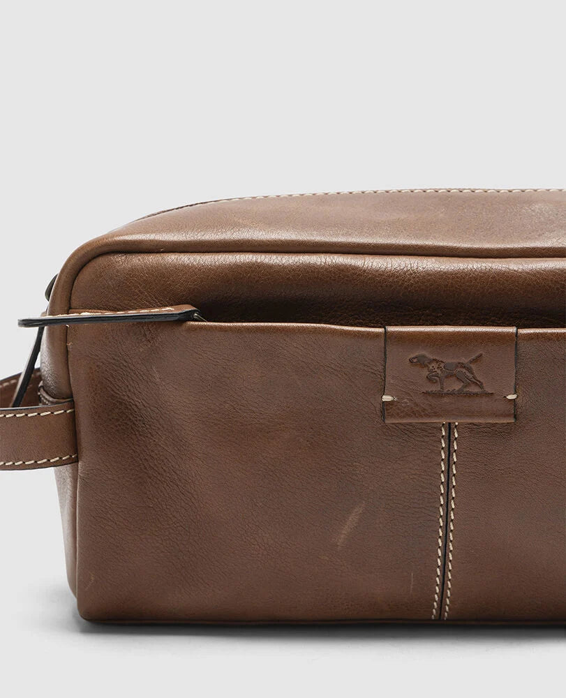 Rodd & Gunn Princeton Washbag - Cognac